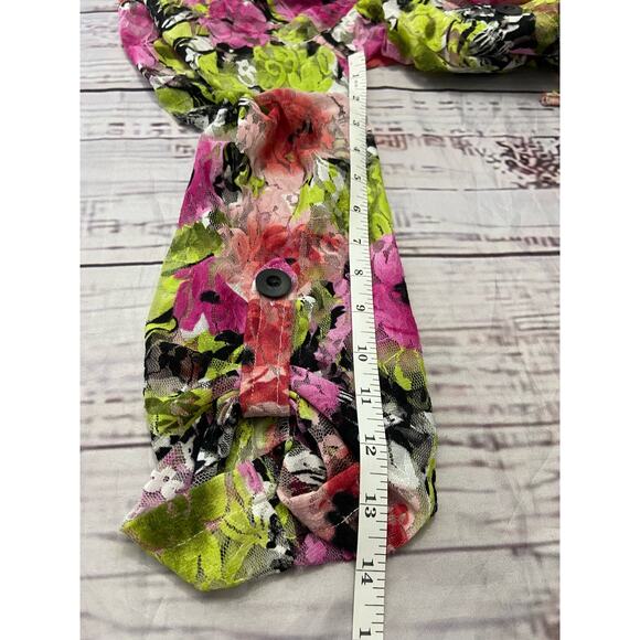 Linear Button Front Lace Shirt Womens M Floral Tie Front Roll Tab Nylon Stretch - Picture 11 of 15